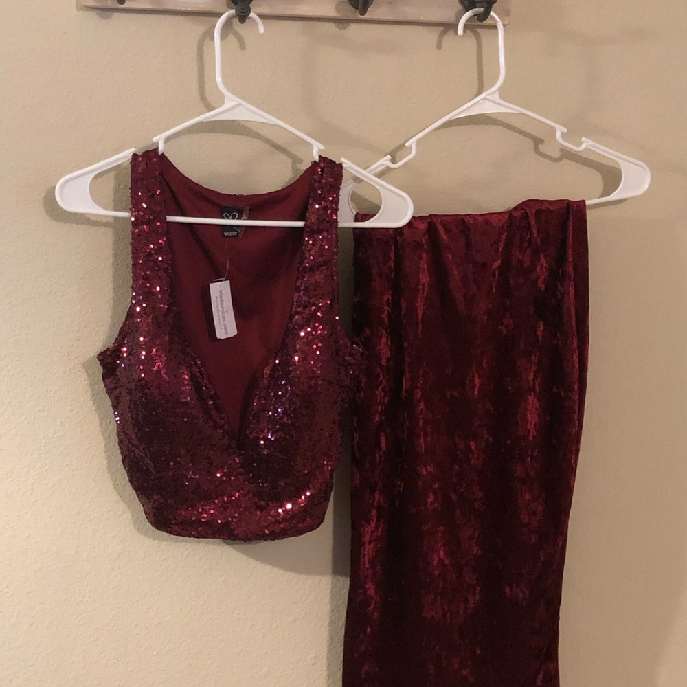 Super cute sequin top and suede skirt never worn!